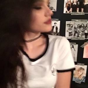 Meet your Posher, Jade